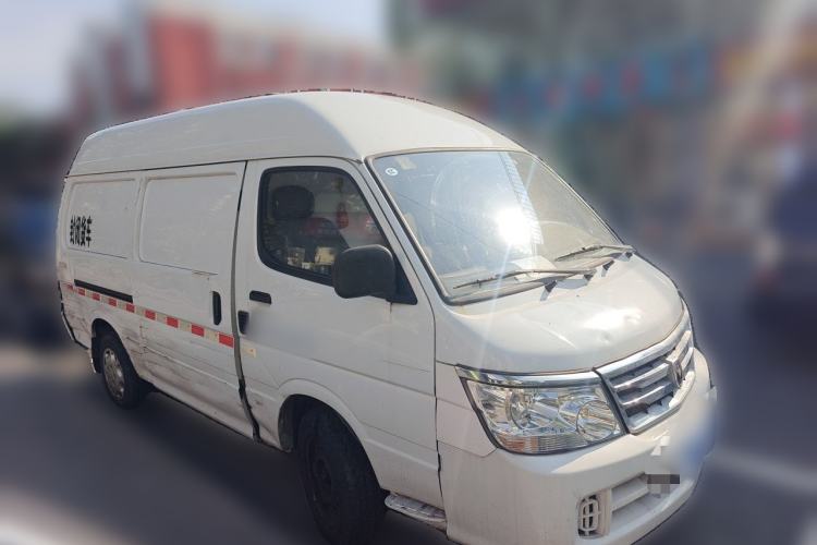 Used Jinbei Hiace  Front Right 45 Deg