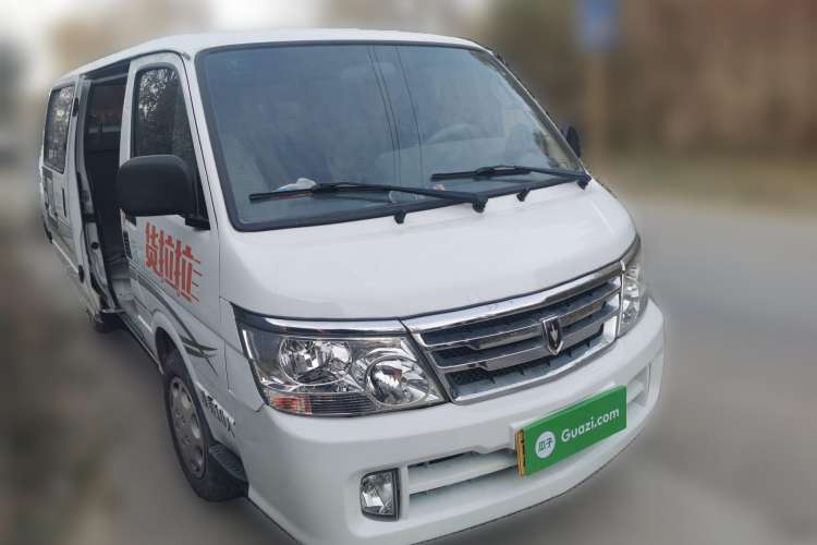 Used Jinbei Hiace 2020 2.0L Classic Luxury Version Standard Top-Emission Standard VI 1TZS Front Right 45 Deg