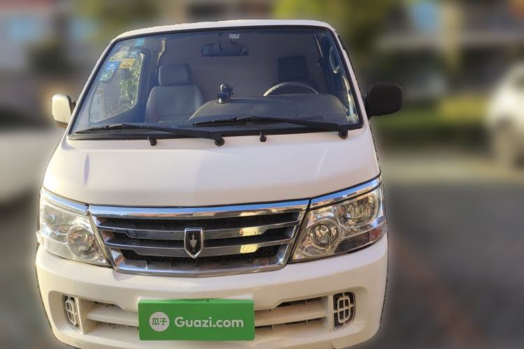 Used Jinbei Hiace 2020 2.0L Express King Series Deluxe Van Standard Roof China VI Emission Standard 1TZS Front