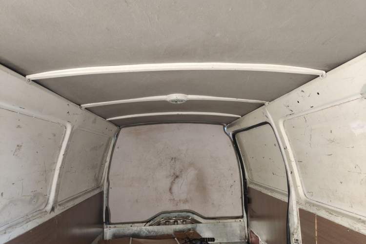 Used Jinbei Hiace 2020 2.0L Express King Series Deluxe Van Standard Roof China VI Emission Standard 1TZS Headliner