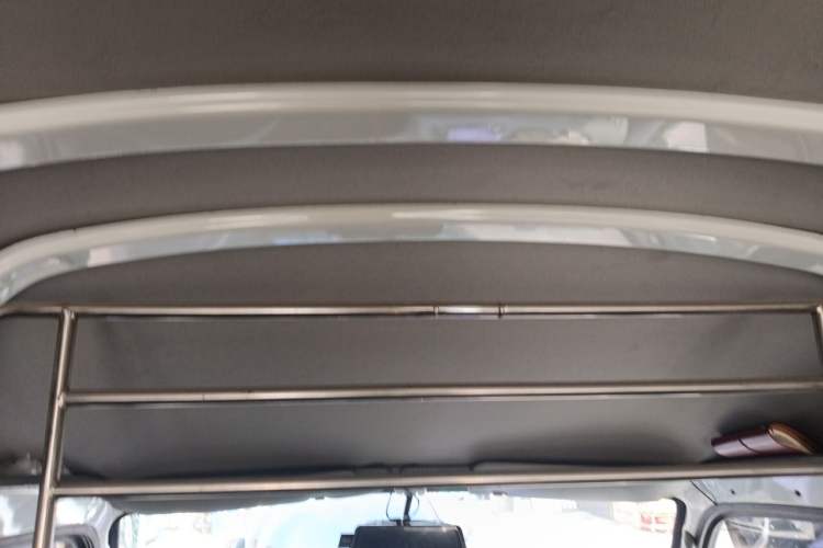 Used Jinbei Hiace 2020 2.0L Express King Series Deluxe Van Standard Roof China VI Emission Standard 1TZS Headliner
