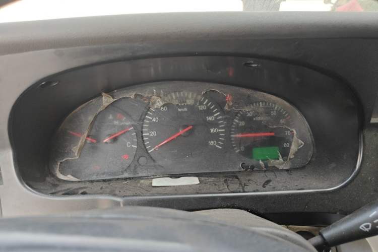 Used Jinbei Hiace 2020 2.0L Express King Series Deluxe Van Standard Roof China VI Emission Standard 1TZS Instrument Cluster