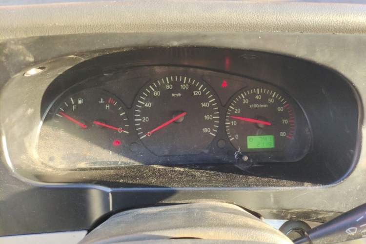 Used Jinbei Hiace 2020 2.0L Express King Series Deluxe Van Standard Roof China VI Emission Standard 1TZS Instrument Cluster