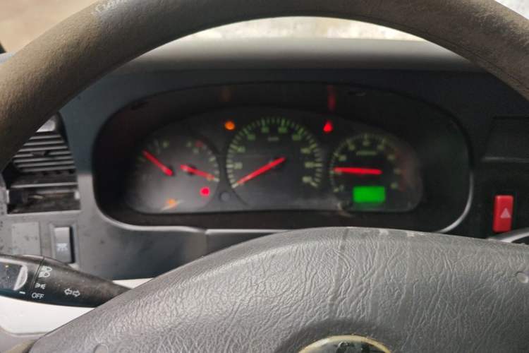 Used Jinbei Hiace 2020 2.0L Express King Series Deluxe Van Standard Roof China VI Emission Standard 1TZS Instrument Cluster