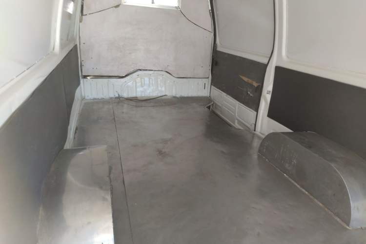 Used Jinbei Hiace 2020 2.0L Express King Series Deluxe Van High Roof China VI Standard 1TZS Left Rear Seat