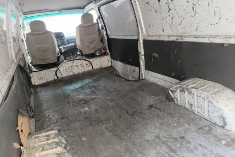 Used Jinbei Hiace 2020 2.0L Xiangyun Series Luxury Van High Roof China VI Standard Model 1TZS Left Rear Seat