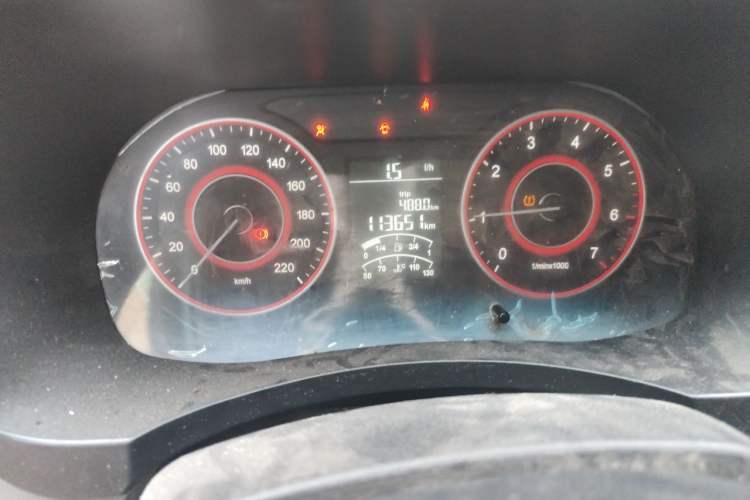 Used Jinbei Hiace 2020 2.0L Express King Series Deluxe Van Standard Roof China VI Emission Standard 1TZS Odometer Close Up