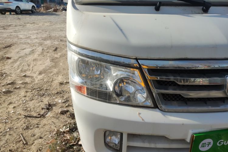 Used Jinbei Hiace 2020 2.0L Classic Luxury Version Standard Top-Emission Standard VI 1TZS Right Front Headlight