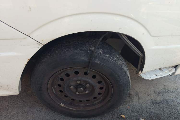 Used Jinbei Hiace  Right Front Wheel Hub