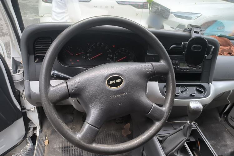 Used Jinbei Hiace 2020 2.0L Express King Series Deluxe Van Standard Roof China VI Emission Standard 1TZS Steering Wheel