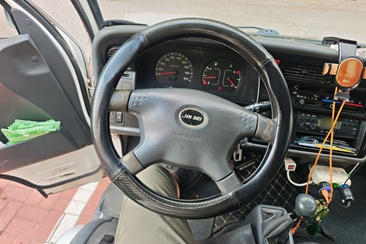 Used Jinbei Hiace 2020 2.0L Xiangyun Series Luxury Van High Roof China VI Standard Model 1TZS Steering Wheel