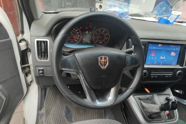 Used Jinbei Hiace 2020 2.0L Express King Series Deluxe Van Standard Roof China VI Emission Standard 1TZS Steering Wheel
