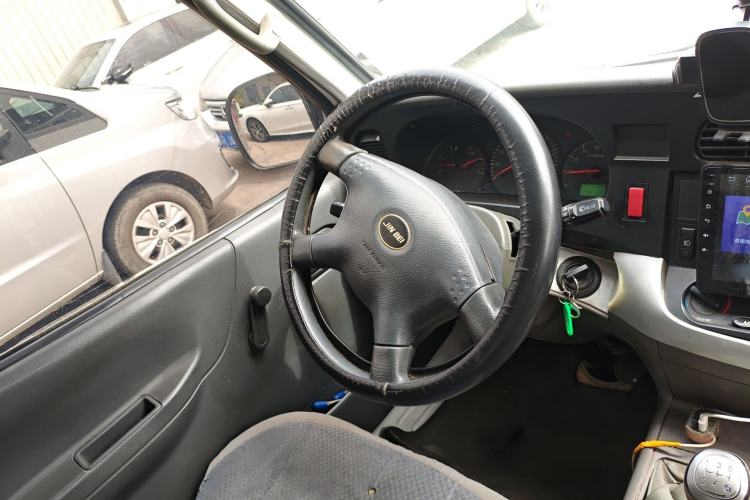 Used Jinbei Hiace 2020 2.0L Express King Series Deluxe Van Standard Roof China VI Emission Standard 1TZS Steering Wheel