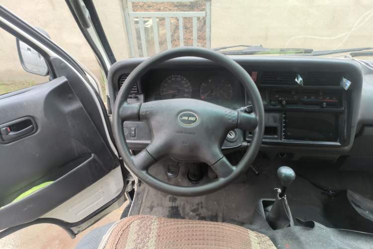 Used Jinbei Hiace 2020 2.0L Xiangyun Series Luxury Van High Roof China VI Standard Model 1TZS Steering Wheel