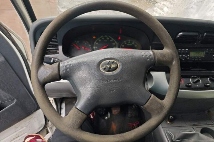 Used Jinbei Hiace 2020 2.0L Express King Series Deluxe Van Standard Roof China VI Emission Standard 1TZS Steering Wheel