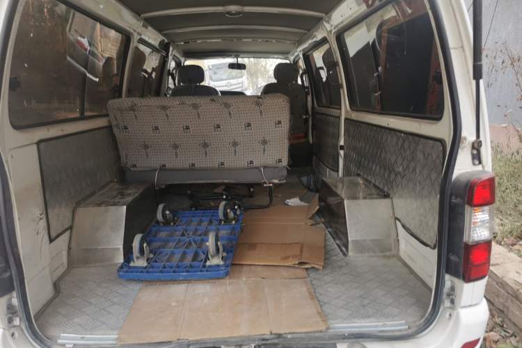 Used Jinbei Hiace 2020 2.0L Classic Luxury Version Standard Top-Emission Standard VI 1TZS Trunk