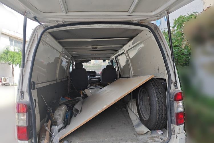 Used Jinbei Hiace 2020 2.0L Express King Series Deluxe Van Standard Roof China VI Emission Standard 1TZS Trunk