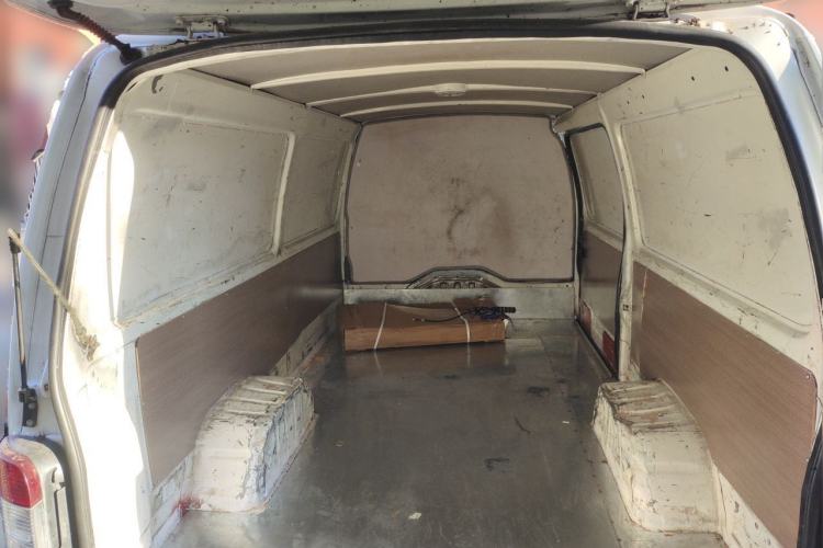 Used Jinbei Hiace 2020 2.0L Express King Series Deluxe Van Standard Roof China VI Emission Standard 1TZS Trunk