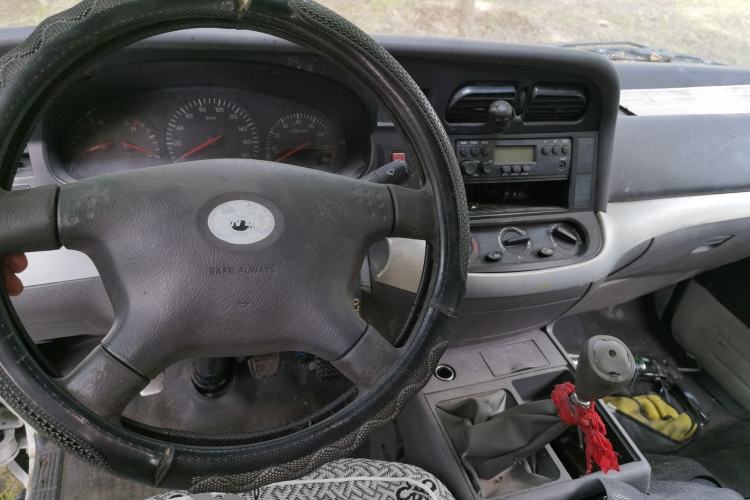 Used Jinbei Hiace  Center Console