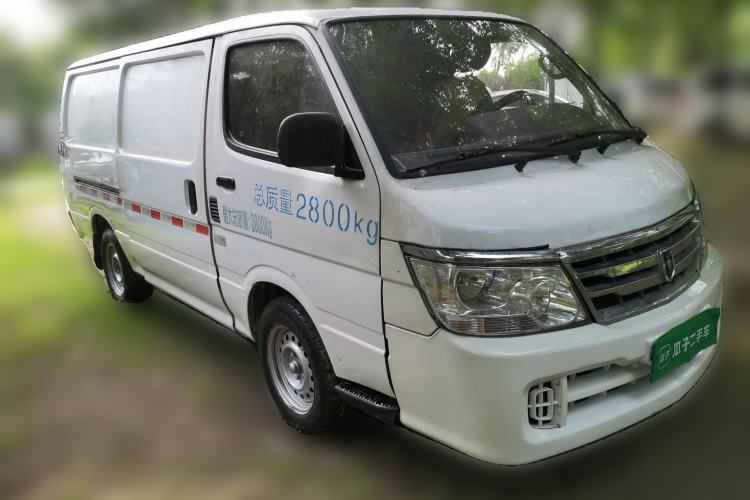 Used Jinbei Hiace  Front Right 45 Deg
