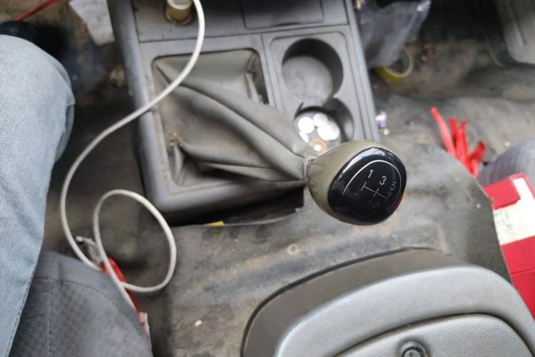 Used Jinbei Hiace  Gear Lever
