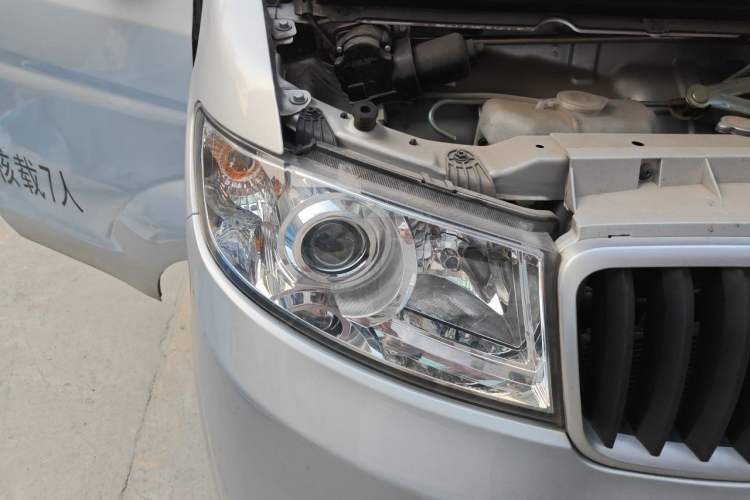 Used Jinbei Hiace  Right Front Headlight