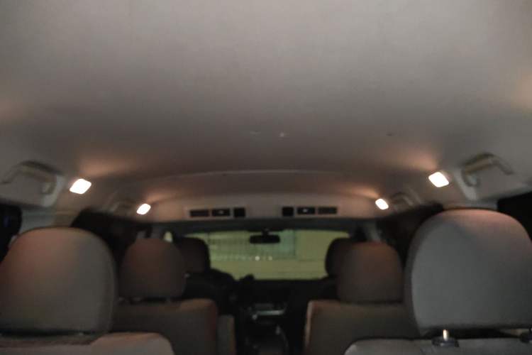 Used Jinbei Hiace King 2021 2.0L Business King Series Enjoyment Version Standard Top 9-Seater 1TZS Headliner