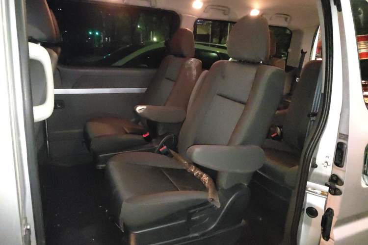 Used Jinbei Hiace King 2021 2.0L Business King Series Enjoyment Version Standard Top 9-Seater 1TZS Left Rear Seat