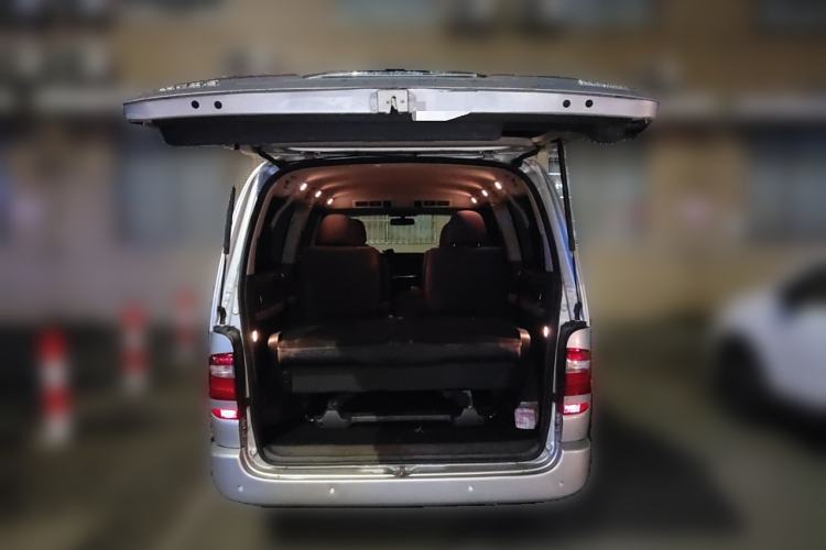 Used Jinbei Hiace King 2021 2.0L Business King Series Enjoyment Version Standard Top 9-Seater 1TZS Trunk