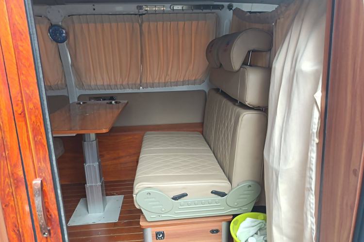 Used Jinbei Hiace King 2021 2.0L City Transport King Series Comfortable High-Roof 6-Seater 1TZS Left Rear Seat