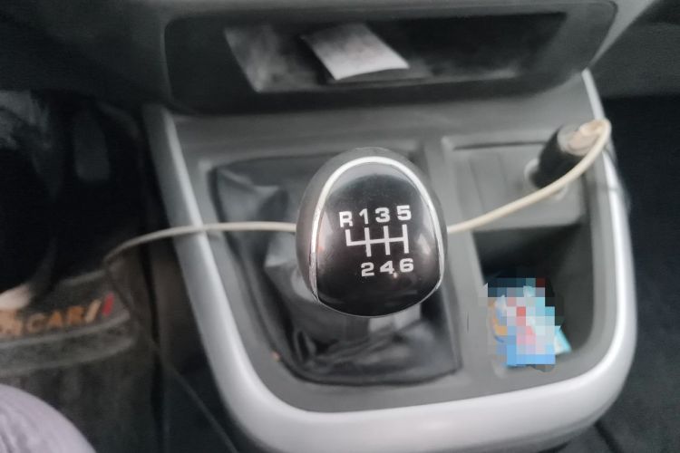 Used Jinbei Hiace King  Gear Lever