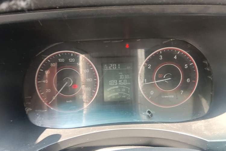 Used Jinbei Hiace King  Instrument Cluster