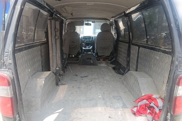 Used Jinbei Hiace King  Trunk