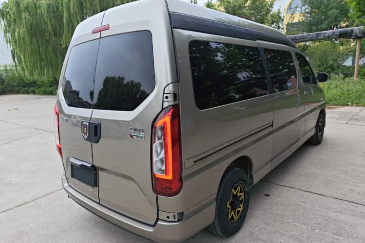 Used Jinbei Hiace King 2021 2.0L Business King Series ZhiXiang High-Roof 7-Seater 1TZS Rear Right 45 Deg