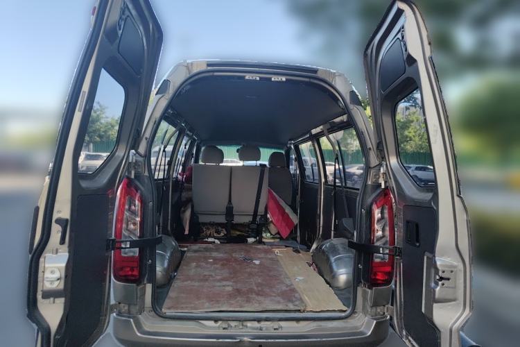 Used Jinbei Hiace King 2021 2.0L City Transport King Series Comfortable High-Roof 6-Seater 1TZS Trunk