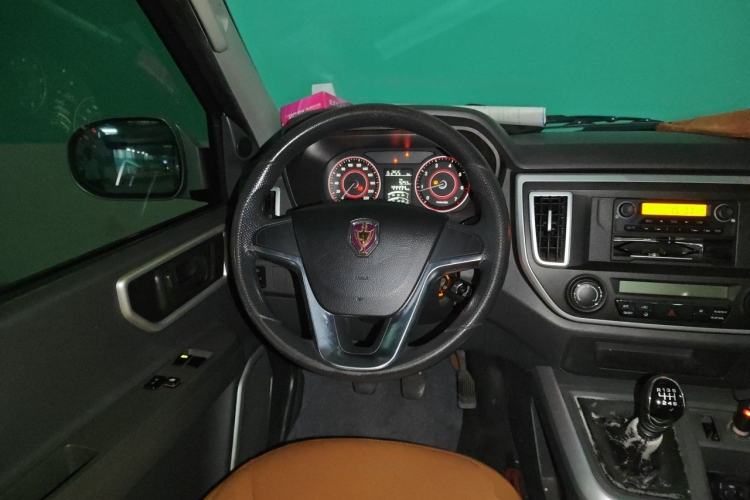 Used Jinbei Hiace King 2021 2.0L Business King Series Comfort Edition Standard Top 9-Seater 1TZS Steering Wheel