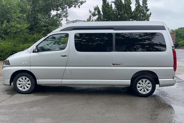 Used Jinbei Hiace King 2021 2.0L Business King Series ZhiXiang High-Roof 7-Seater 1TZS Exterior 7