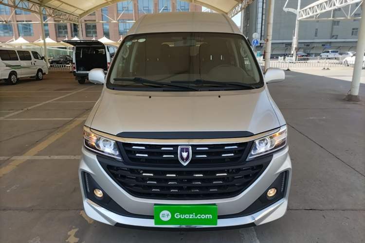 Used Jinbei Hiace King 2021 2.0L Business King Series ZhiXiang High-Roof 9-Seater 1TZS Front