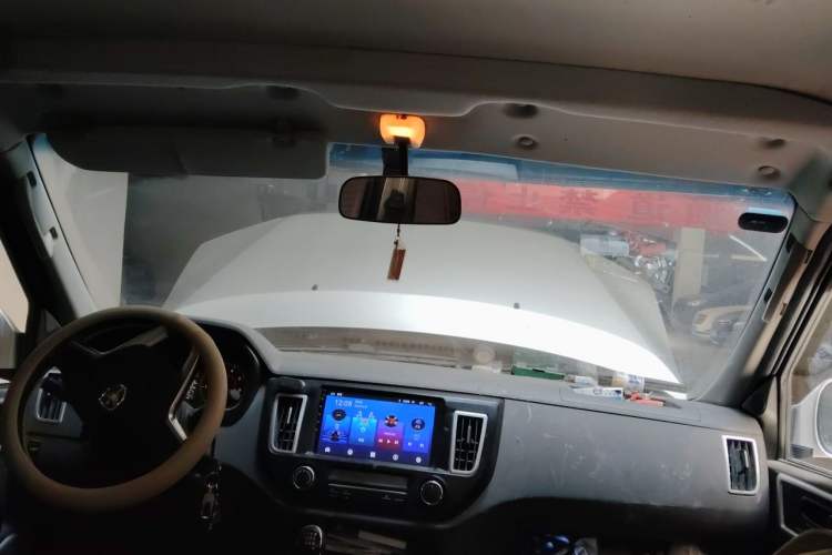 Used Jinbei Hiace King 2021 2.0L City Transport King Series Express Model Standard Top 6-Seater 1TZS Headliner