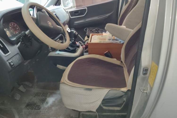 Used Jinbei Hiace King 2021 2.0L City Transport King Series Express Model Standard Top 6-Seater 1TZS Left Front Seat