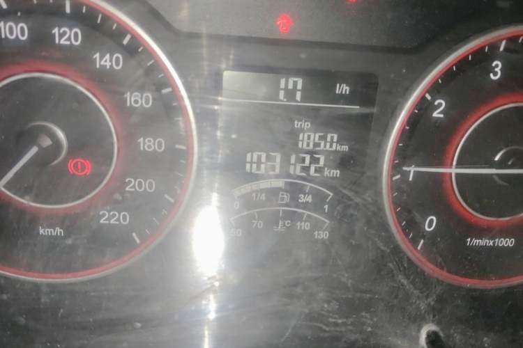 Used Jinbei Hiace King 2021 2.0L City Transport King Series Express Model Standard Top 6-Seater 1TZS Odometer Close Up