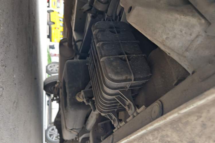 Used Jinbei Hiace King 2021 2.0L City Transport King Series Express Model Standard Top 6-Seater 1TZS Chassis Front Left
