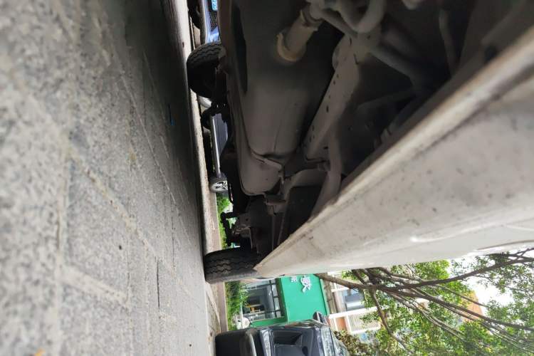 Used Jinbei Hiace King 2021 2.0L City Transport King Series Express Model Standard Top 6-Seater 1TZS Chassis Front Left