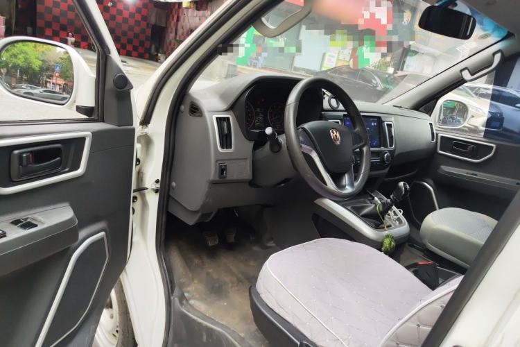 Used Jinbei Hiace King 2021 2.0L City Transport King Series Express Model Standard Top 6-Seater 1TZS Driver Seat