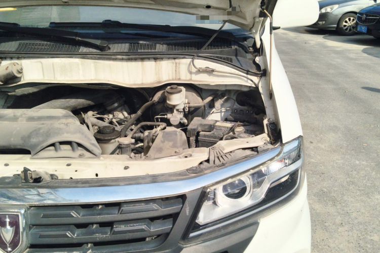 Used Jinbei Hiace King 2021 2.0L City Transport King Series Express Model Standard Top 6-Seater 1TZS Engine Bay Left