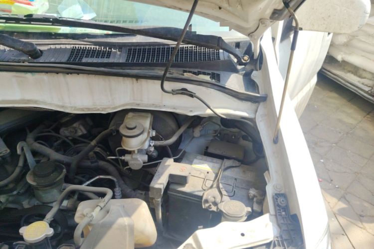 Used Jinbei Hiace King 2021 2.0L City Transport King Series Express Model Standard Top 6-Seater 1TZS Engine Bay Left