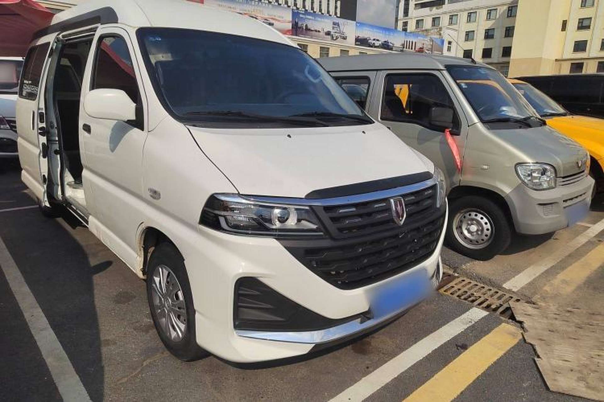 Used Jinbei Hiace King 2021 2.0L City Transport King Series Comfortable High-Roof 6-Seater 1TZS Exterior 1