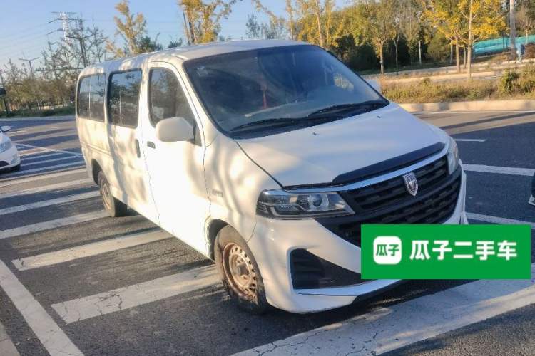 Used Jinbei Hiace King 2021 2.0L City Transport King Series Express Model Standard Top 6-Seater 1TZS Front Right 45 Deg