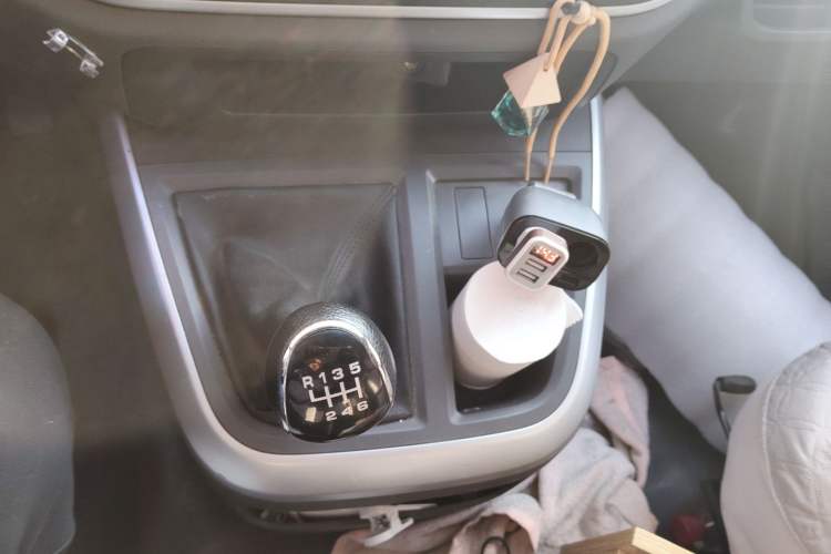 Used Jinbei Hiace King 2021 2.0L City Transport King Series Comfortable High-Roof 6-Seater 1TZS Gear Lever