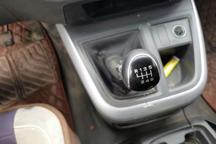 Used Jinbei Hiace King 2021 2.0L CityRun King Series Haoyun High-Roof 2-Seater 1TZS Gear Lever
